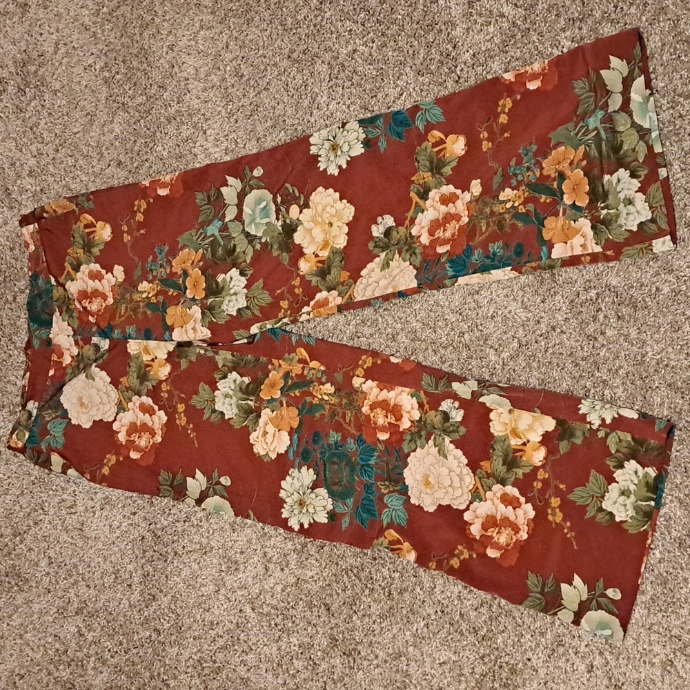 Chico's floral wide leg elastic back pant- size 1.5- EUC